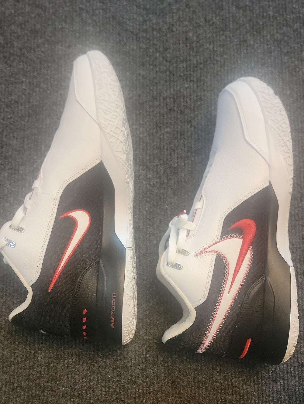 Labron James Shoe First Game - Picture 2 of 5